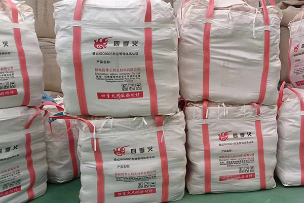 浇注料与加水量的关系-确保高性能与长寿命的关键